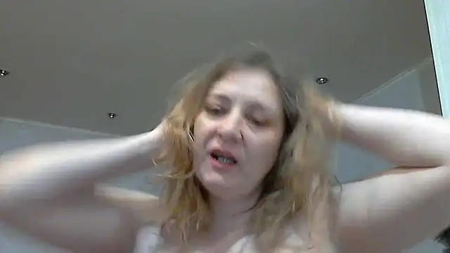 WriterInna44 online show from 02/08/25, 12:39