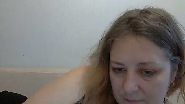 WriterInna44 online show from 02/19/25, 11:38