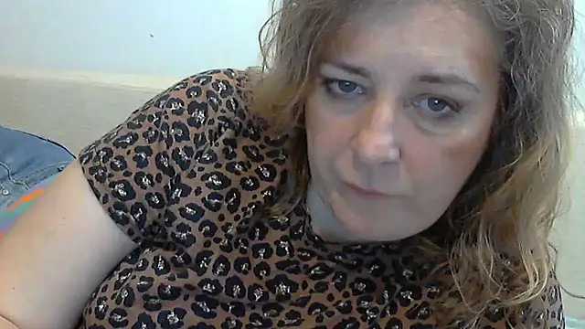 WriterInna44 online show from 02/27/25, 11:39