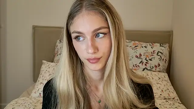 GabriellaOlsen online show from 09/17/25, 10:28