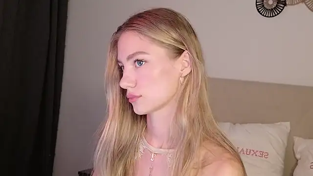 Snapshot of GabriellaOlsen chatting on 08/05/26, 05:07 GabriellaOlsen online show from 08/05/26, 05:07