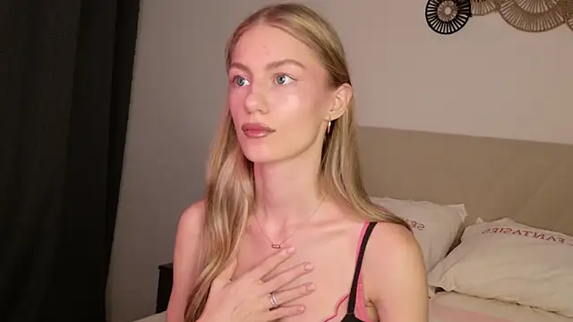 Snapshot of GabriellaOlsen chatting on 07/25/26, 05:30 GabriellaOlsen online show from 07/25/26, 05:30