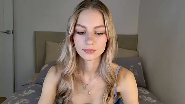 GabriellaOlsen online show from 10/20/25, 11:22
