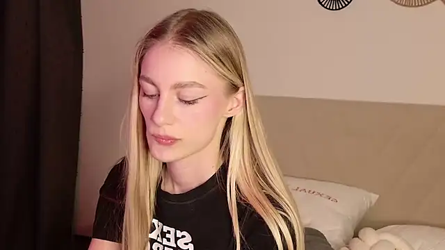 GabriellaOlsen online show from 03/18/26, 05:58