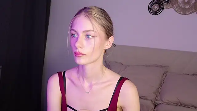 Snapshot of GabriellaOlsen chatting on 07/11/26, 04:40 GabriellaOlsen online show from 07/11/26, 04:40