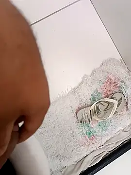 Snapshot of Trixboy201 chatting on 10/18/25, 10:17 Trixboy201 online show from 10/18/25, 10:17