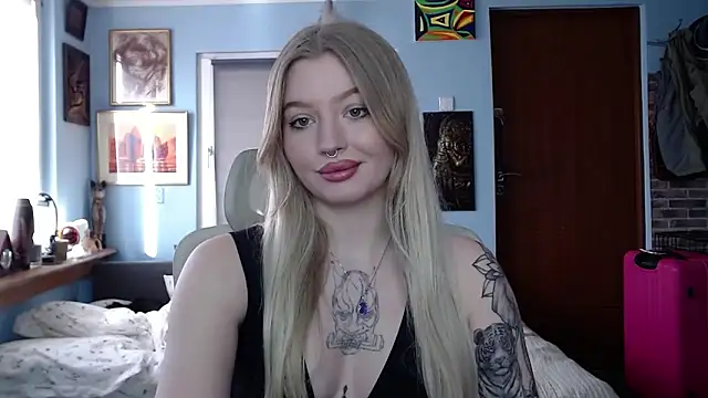 DelightCamila online show from 03/15/25, 08:04