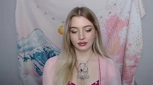 DelightCamila online show from 01/28/25, 10:45