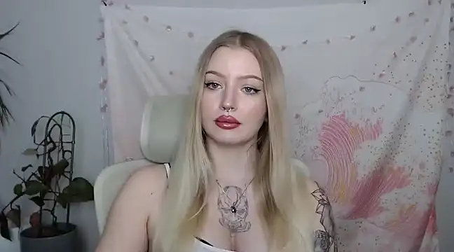 DelightCamila online show from 02/27/25, 05:58