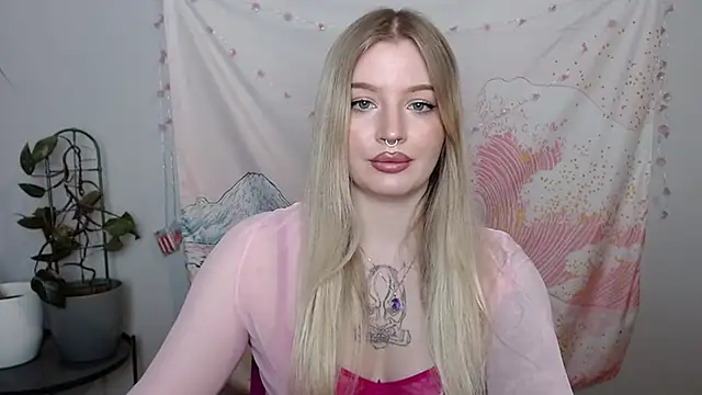 DelightCamila online show from 02/24/25, 05:42