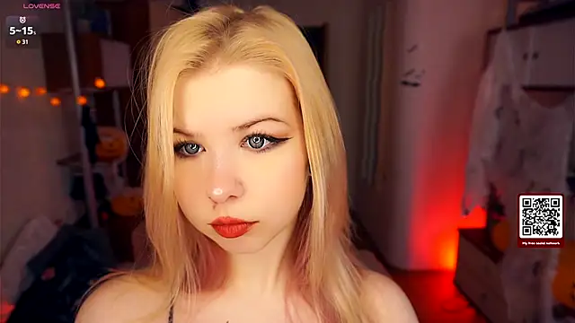 LynetHakes online show from 11/06/25, 04:38