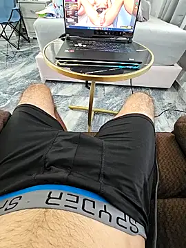 Snapshot of j0nathan00 chatting on 01/22/25, 01:53 j0nathan00 online show from 01/22/25, 01:53