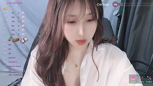 Snapshot of tunestar chatting on 03/02/25, 04:50 tunestar online show from 03/02/25, 04:50