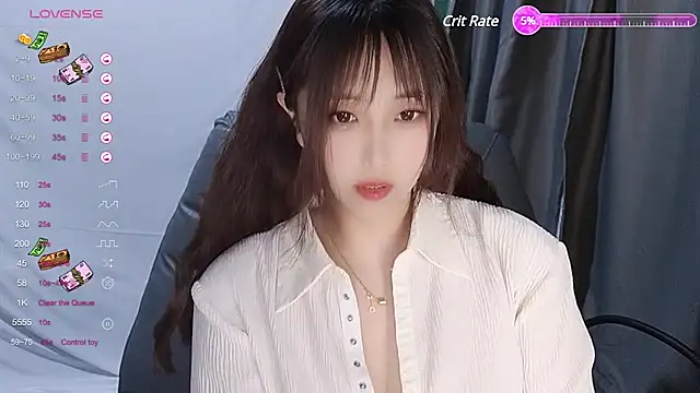 Snapshot of tunestar chatting on 03/04/25, 10:35 tunestar online show from 03/04/25, 10:35