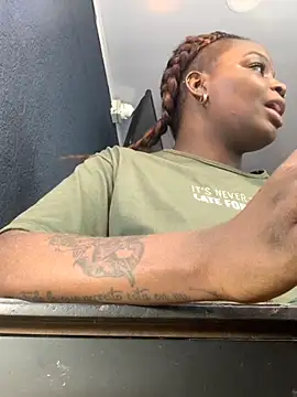 NatyParker online show from 10/15/25, 12:35