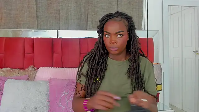 NatyParker online show from 11/28/25, 01:55