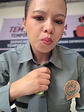 Ariana-07 online show from 10/17/25, 01:35