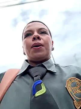 Ariana-07 online show from 10/16/25, 02:03