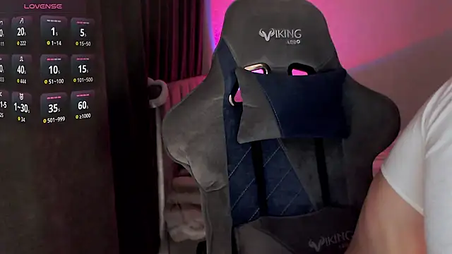 Ohmy Nora  online show from 04/15/26, 01:44