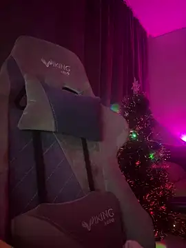 Ohmy Nora  online show from 01/30/25, 01:11