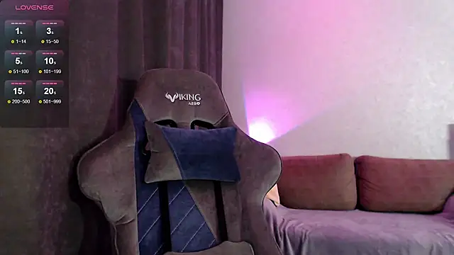 Ohmy Nora  online show from 09/10/25, 01:15