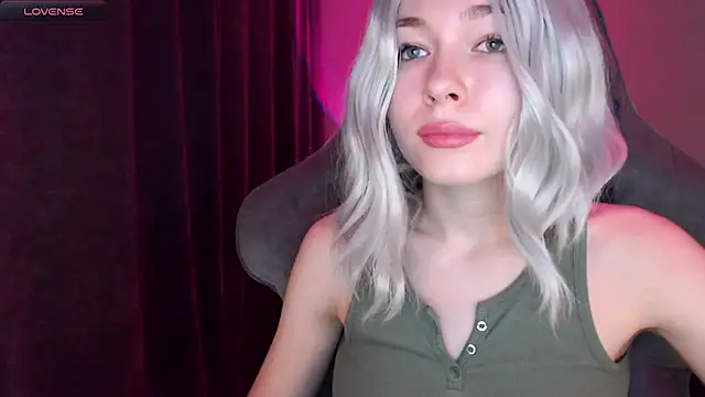 Ohmy Nora  online show from 03/05/25, 04:13