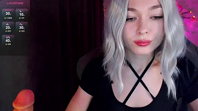 Ohmy Nora  online show from 11/20/25, 04:46