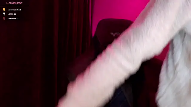 Ohmy Nora  online show from 03/07/25, 01:09