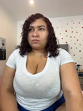 Snapshot of KarlaWild chatting on 04/25/26, 05:43 KarlaWild online show from 04/25/26, 05:43