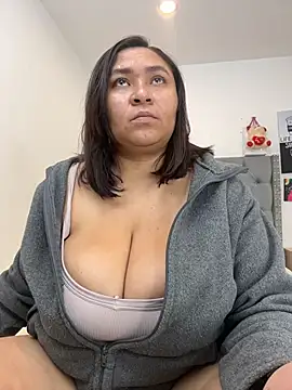 Snapshot of KarlaWild chatting on 01/15/26, 07:39 KarlaWild online show from 01/15/26, 07:39