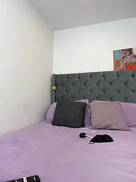 Snapshot of KarlaWild chatting on 10/31/25, 05:09 KarlaWild online show from 10/31/25, 05:09