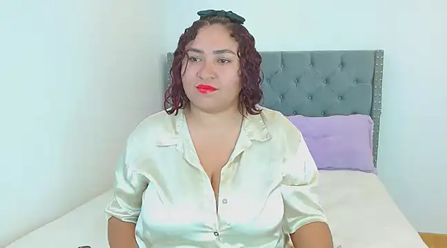 Snapshot of KarlaWild chatting on 03/06/25, 06:37 KarlaWild online show from 03/06/25, 06:37