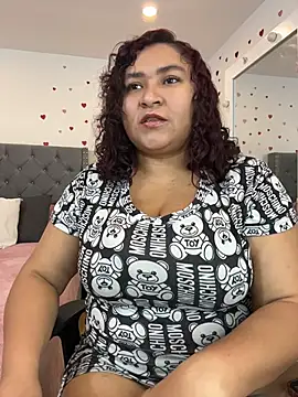 Snapshot of KarlaWild chatting on 04/29/26, 05:41 KarlaWild online show from 04/29/26, 05:41