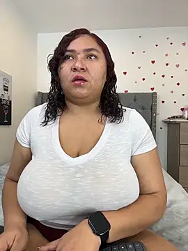 Snapshot of KarlaWild chatting on 04/04/26, 02:56 KarlaWild online show from 04/04/26, 02:56