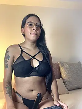 Snapshot of genesissara chatting on 03/22/25, 02:58 genesissara online show from 03/22/25, 02:58