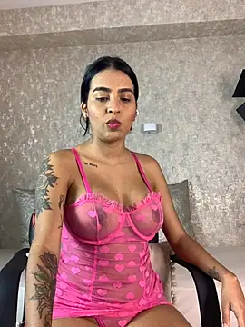 Snapshot of genesissara chatting on 09/28/25, 10:06 genesissara online show from 09/28/25, 10:06