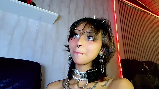 Snapshot of verhona_vlad chatting on 02/26/25, 06:15 verhona vlad online show from 02/26/25, 06:15
