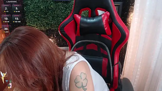 natyk m online show from 11/12/25, 10:35