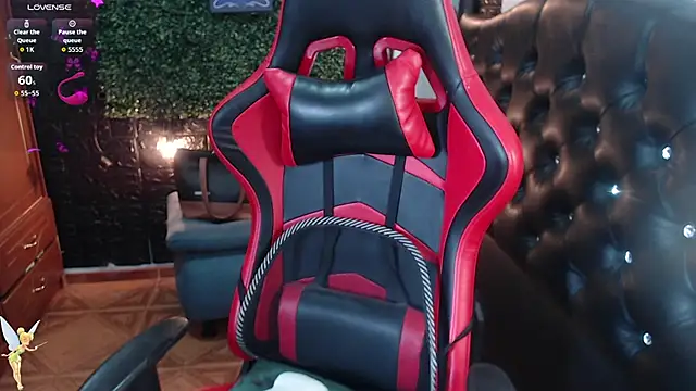 natyk m online show from 10/13/25, 08:43