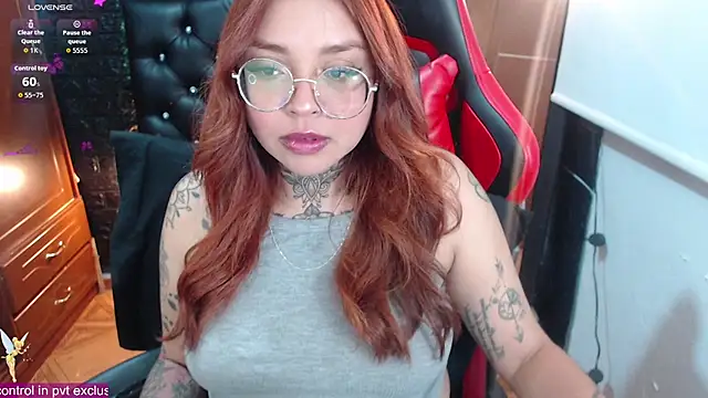 natyk m online show from 10/22/25, 11:14