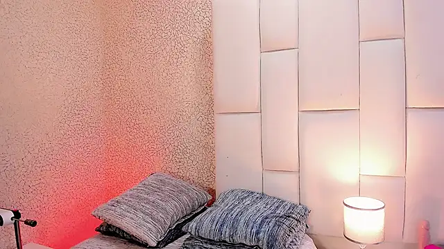 Angeles Busst online show from 03/05/26, 08:38