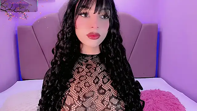 Snapshot of Angeles_Busst chatting on 01/06/26, 01:15 Angeles Busst online show from 01/06/26, 01:15