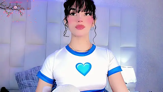 Angeles Busst online show from 10/21/25, 08:41