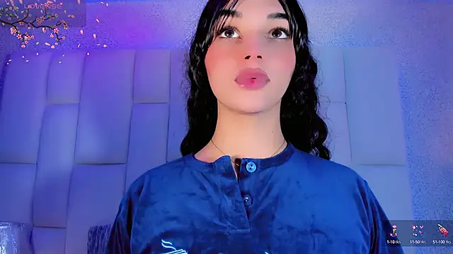 Angeles Busst online show from 09/22/25, 08:37