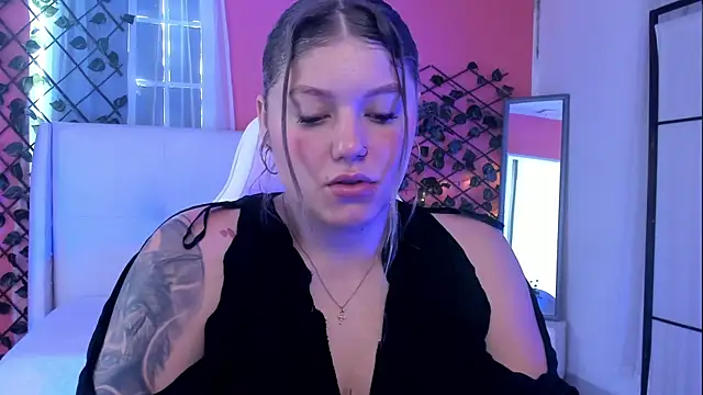 alaia greyy online show from 03/28/26, 01:34