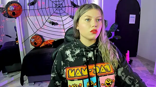 alaia greyy online show from 10/09/25, 12:38