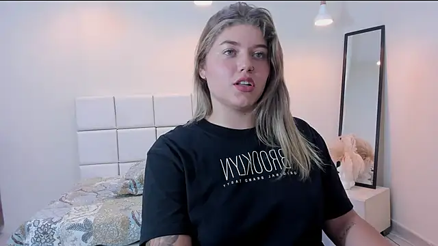 alaia greyy online show from 04/01/26, 09:45