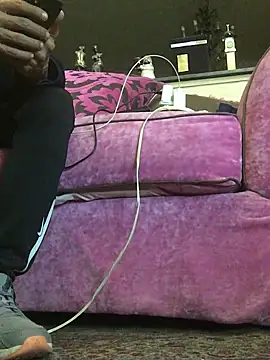 aebaleek2505 online show from 02/22/25, 09:04