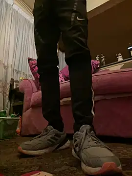 aebaleek2505 online show from 02/18/25, 03:20