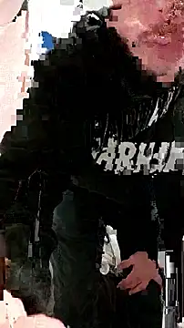 Snapshot of Vyda4 chatting on 09/25/25, 06:14 Vyda4 online show from 09/25/25, 06:14